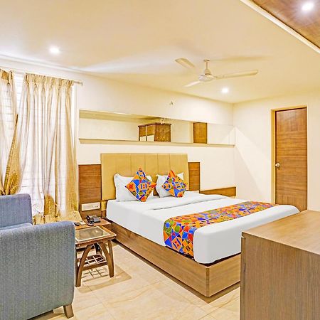 Fabhotel Prime Sky Light Vadodara Dış mekan fotoğraf