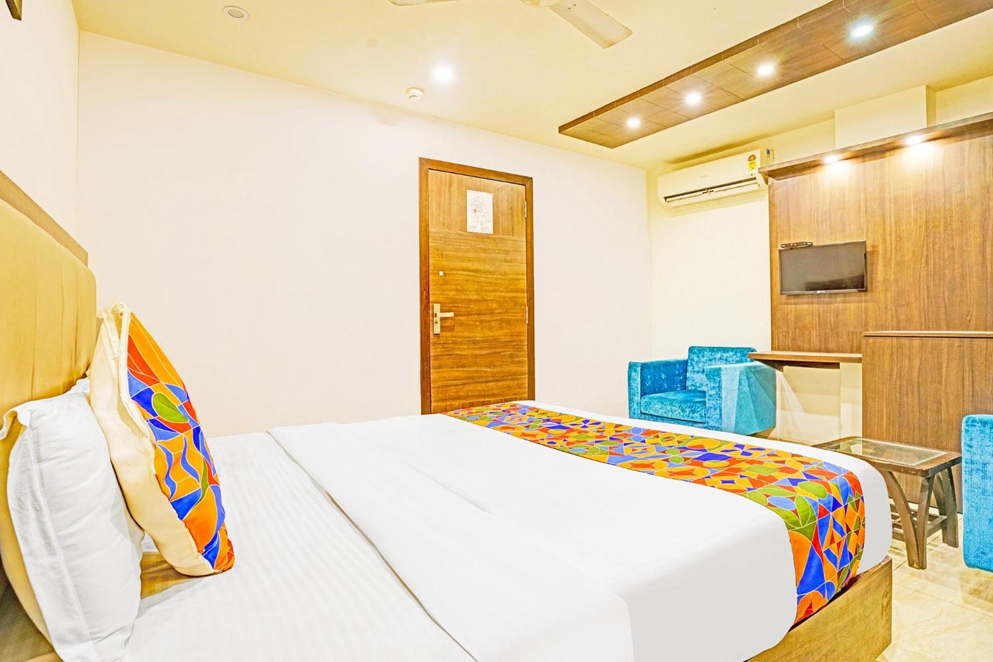 Fabhotel Prime Sky Light Vadodara Dış mekan fotoğraf