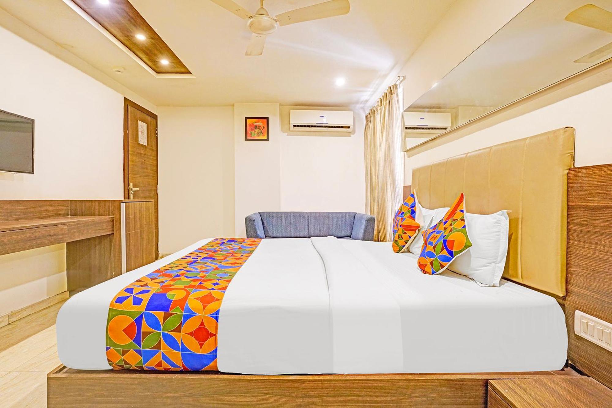 Fabhotel Prime Sky Light Vadodara Dış mekan fotoğraf