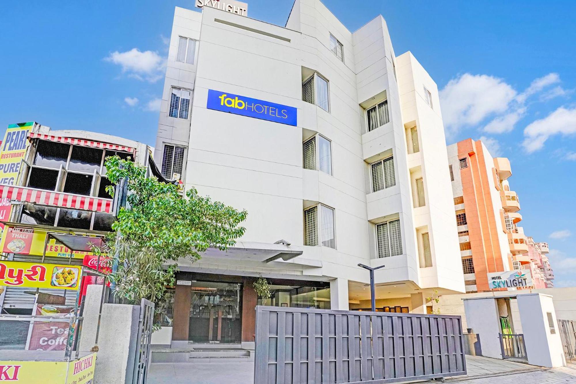 Fabhotel Prime Sky Light Vadodara Dış mekan fotoğraf