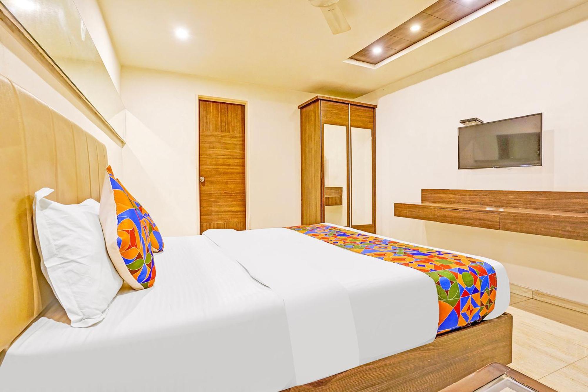 Fabhotel Prime Sky Light Vadodara Dış mekan fotoğraf