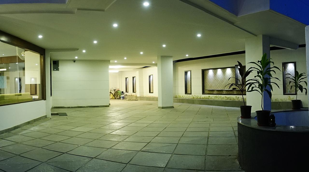 Fabhotel Prime Sky Light Vadodara Dış mekan fotoğraf